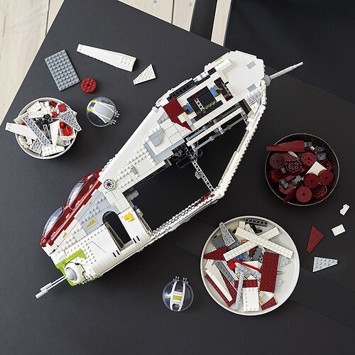 lego-star-wars-republic-gunship-pieces
